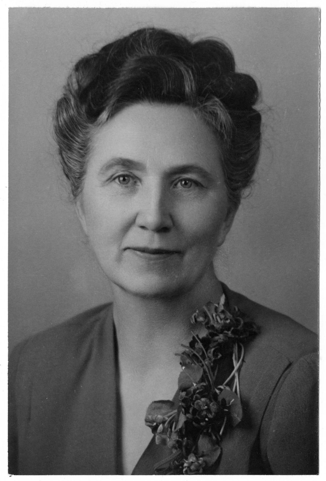Edna Ericksen served in the Utah State Senate 1941-1946.
