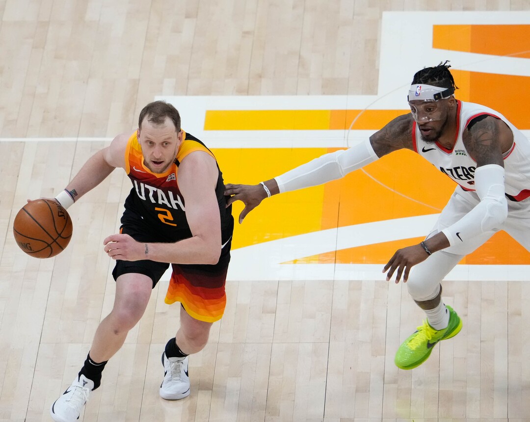 (Francisco Kjolseth | The Salt Lake Tribune) Utah Jazz guard Joe Ingles (2) drives the ball in NBA action between the Utah Jazz and the Portland Trail Blazers, at Vivint Smart Home Arena, on Wednesday, May 12, 2021.