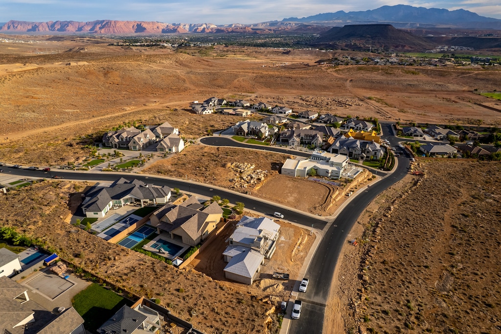 (Trent Nelson  |  The Salt Lake Tribune) Homes in St. George on Thursday, Sept. 18, 2025.