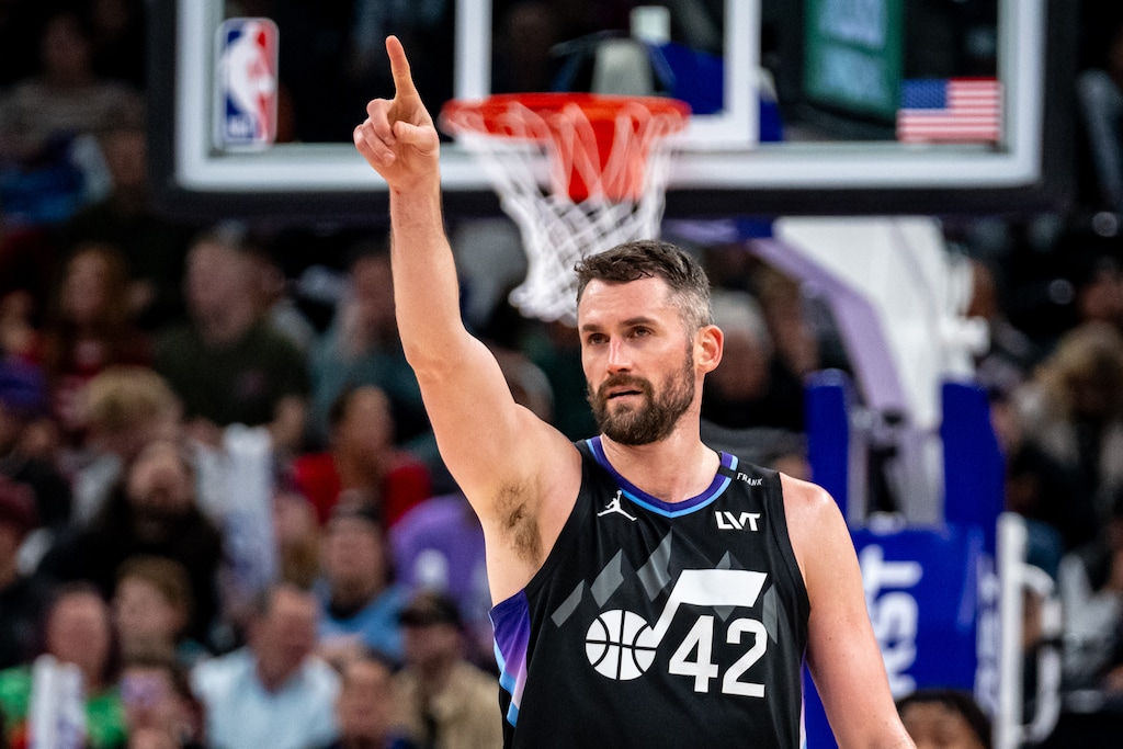 (Trent Nelson  |  The Salt Lake Tribune) Utah Jazz forward Kevin Love (42) as the Utah Jazz host the Memphis Grizzlies, NBA basketball in Salt Lake City on Tuesday, Dec. 23, 2025.