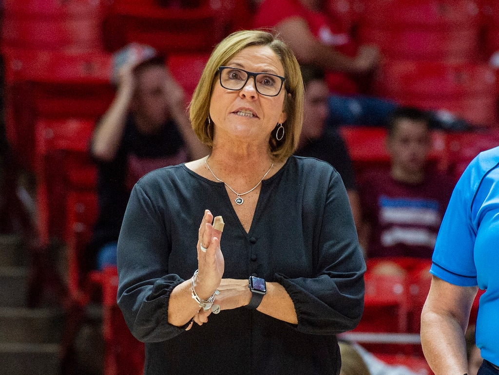 (Rick Egan  |  The Salt Lake Tribune)        Utah Head Coach, Beth Launiere has a word with the officials, in volleyball action between Utah and BYU, at the Jon M. Huntsman Center, Thursday, Sept. 19, 2019. Launiere this week is once again taking the Utes to the NCAA Volleyball Tournament.