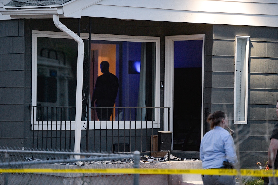 (Francisco Kjolseth  |  The Salt Lake Tribune)  Salt Lake City police investigate a tip that may be connected to the disappearance of MacKenzie Lueck on Wednesday, June 26, 2019.