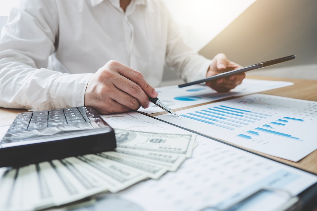 (Adobe Stock, sponsored) | No matter where you are in your financial journey, everyone should do a year-end financial check-up.