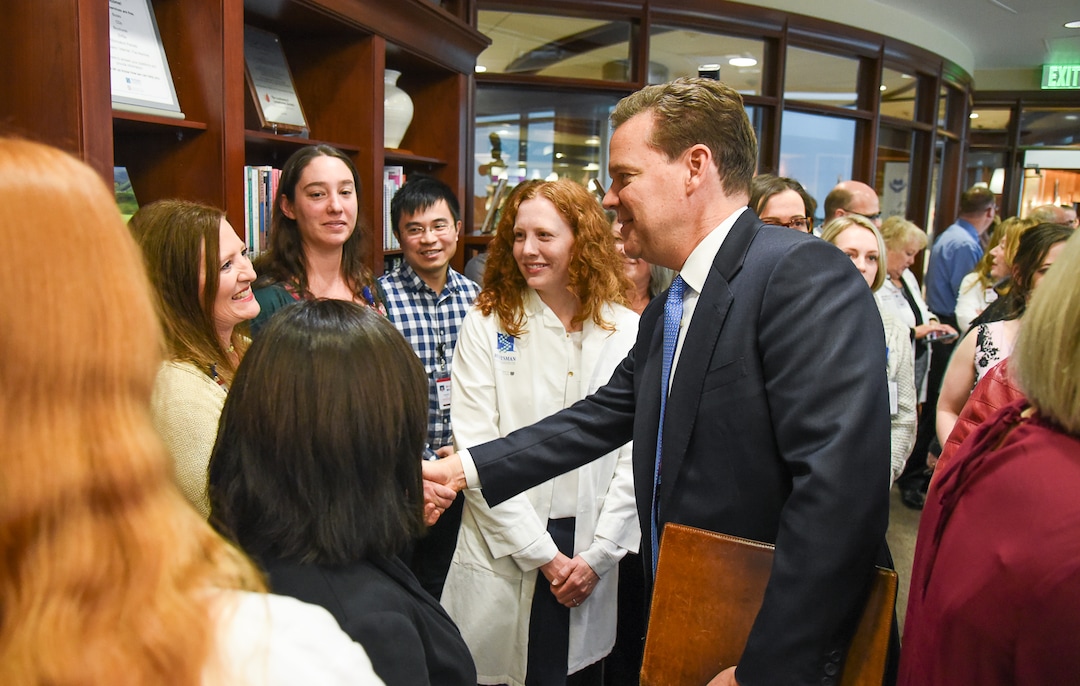 (Francisco Kjolseth  |  The Salt Lake Tribune)  Peter Huntsman, chairman and CEO of the Huntsman Cancer Foundation, meets with staff, clinicians and researchers ahead of an announcement of a $30 million donation from the family to the Huntsman Cancer Institute on Friday, Jan. 11, 2019.