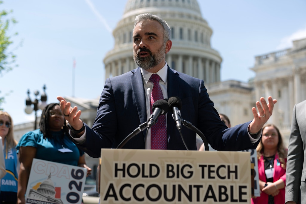 New Mexico Attorney General Raúl Torrez speaks during a news conference to call on Congress to pass legislation to protect kids online and to hold Big Tech companies accountable on Capitol Hill in Washington, Tuesday, April 14, 2026. (AP Photo/Jose Luis Magana)