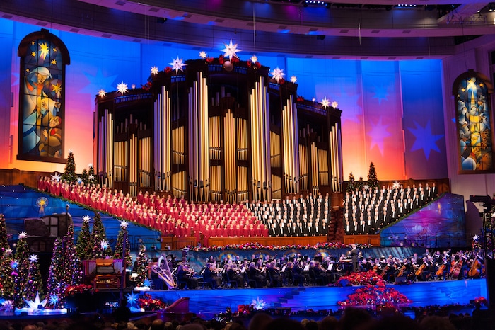 (Alex Gallivan | Special to the Tribune) Christmas with Mormon Tabernacle Choir featuring Rolando Villazón at The LDS Church Conference Center in Salt Lake City, Thursday,Dec 082016