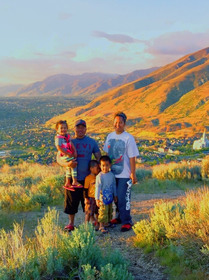 (Photo courtesy Sauelelee Manusina)  Aufanua Manusina, pictured here with his wife and three of his children, was deported to Samoa on Tuesday.