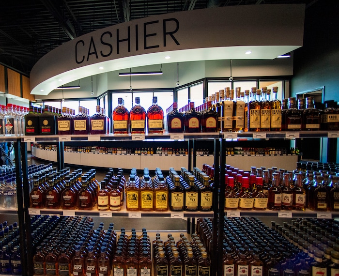 (Rick Egan | The Salt Lake Tribune)  The new state liquor and wine store in Saratoga Springs, on Monday, Nov. 16, 2020.