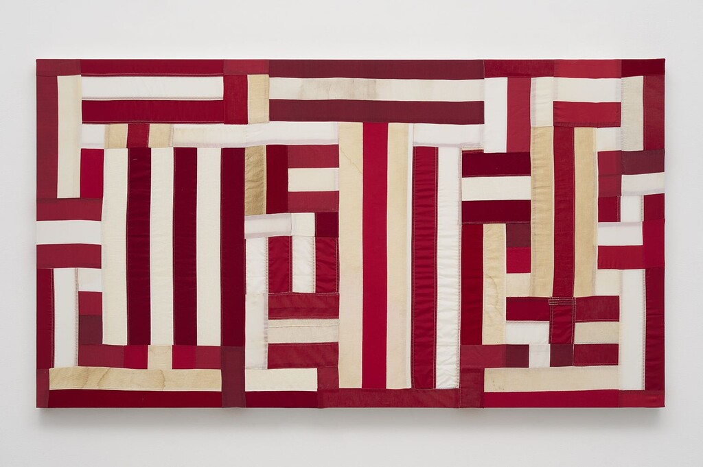 (UMOCA) Hank Willis Thomas, Justice , 2021
Mixed media including U.S. flags
39 1/2 x 71 1/2 x 2 1/2 inches, (100.3 x
181.6 x 6.4 centimeters), © Hank Willis
Thomas / Kayne Griffin Gallery