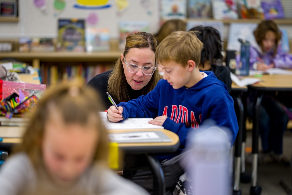 (Trent Nelson | The Salt Lake Tribune) Third grade teacher Kimberly Mills at Indian Hills Elementary School in Salt Lake City on Thursday, Jan. 15, 2026.