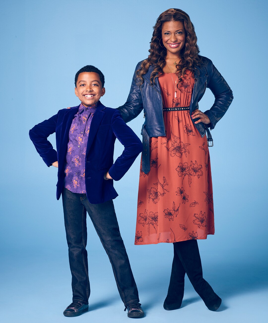 (Photo courtesy F. Scott Schafer/ABC) “Single Parents” stars Devin Trey Campbell as Rory and Kimrie Lewis as Poppy.