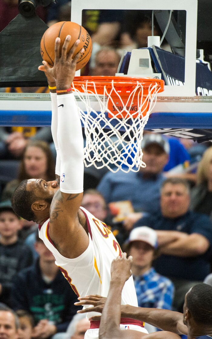 (Rick Egan  |  The Salt Lake Tribune)   Cleveland Cavaliers forward LeBron James (23) dunks the ball, in NBA action Utah Jazz vs Cleveland Cavaliers, in Salt Lake City,  Saturday, December 30, 2017.


