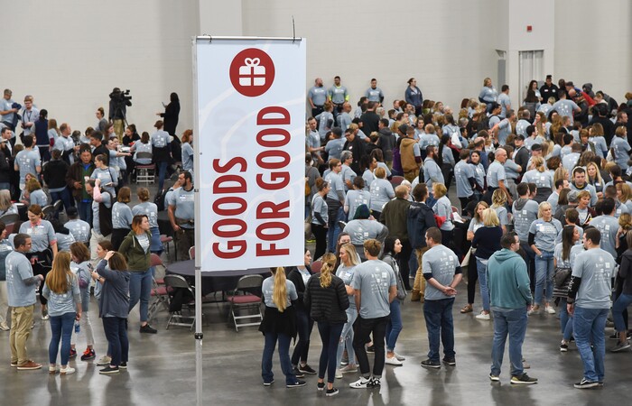 (Francisco Kjolseth  |  The Salt Lake Tribune)  Salt Lake CityÕs second annual Project Homeless Connect takes place at the Salt Palace Convention Center on Friday, Oct. 12, 2018, that brings together community volunteers to provide services for individuals and families experiencing homelessness. More than 800 community volunteers and 90 service providers connect those in need with more than 200 services.