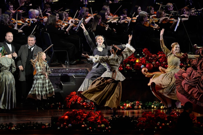 (Francisco Kjolseth  |  The Salt Lake Tribune)  The Mormon Tabernacle Choir Christmas extravaganza kicks off with Broadway star Sutton Foster and "Downton Abbey's" Hugh Bonneville at the Conference Center on Thursday, Dec. 14, 2017.