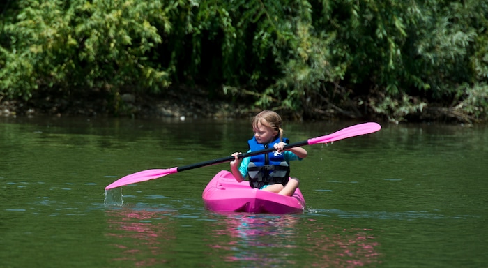 (Rick Egan  |  The Salt Lake Tribune)   Brooke Lemon, 5, paddles around Farmington Pond, in a kayak, Thursday, July 26, 2018.