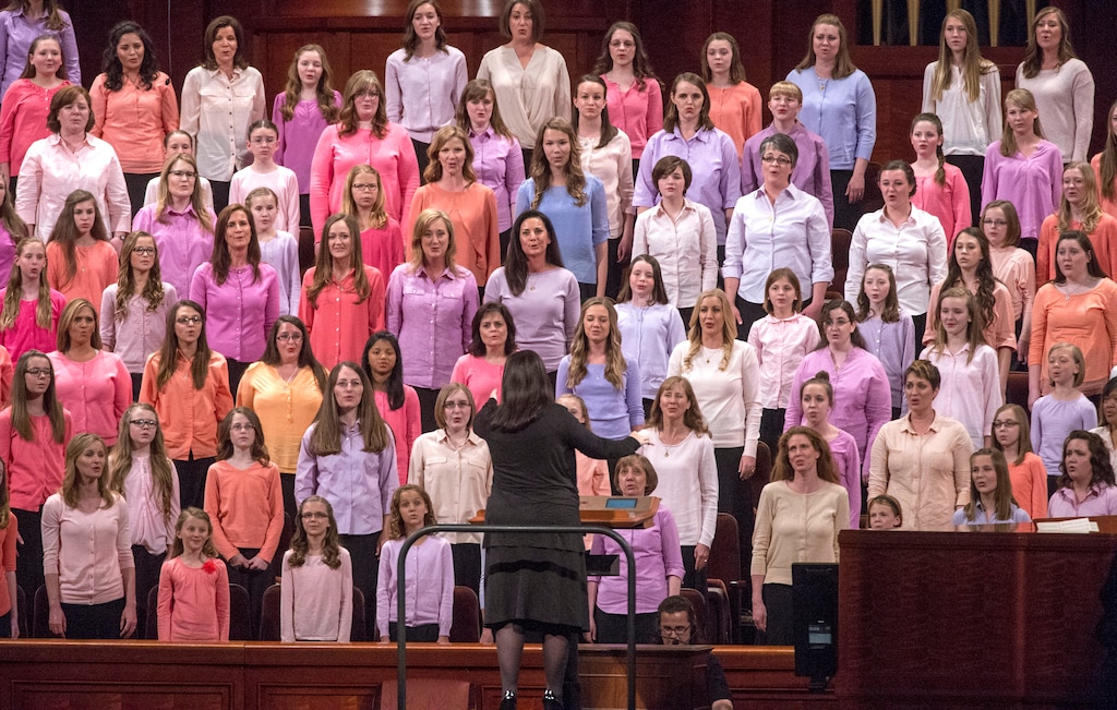 Rick Egan  |  The Salt Lake Tribune
A combined Primary, Young Women and Relief Society choir sings at General Conference in 2015. Salt Lake Tribune columnist Gordon Monson discusses what Latter-day Saint women say they want in their religion.
