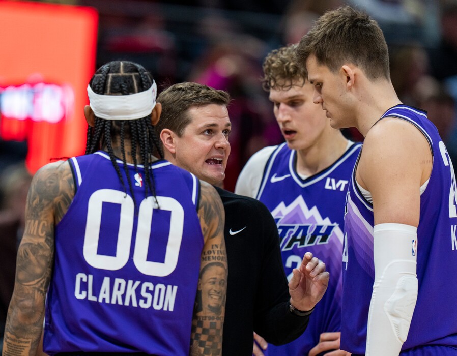 (Rick Egan | The Salt Lake Tribune)  Utah Jazz head coach Will Hardy has a chat with Utah center Walker Kessler (24), guard Jordan Clarkson (00) forward Lauri Markkanen (23), in NBA  between the Utah Jazz and the Oklahoma City Thunder at the Delta Center, on Tuesday, Feb. 6, 2024.