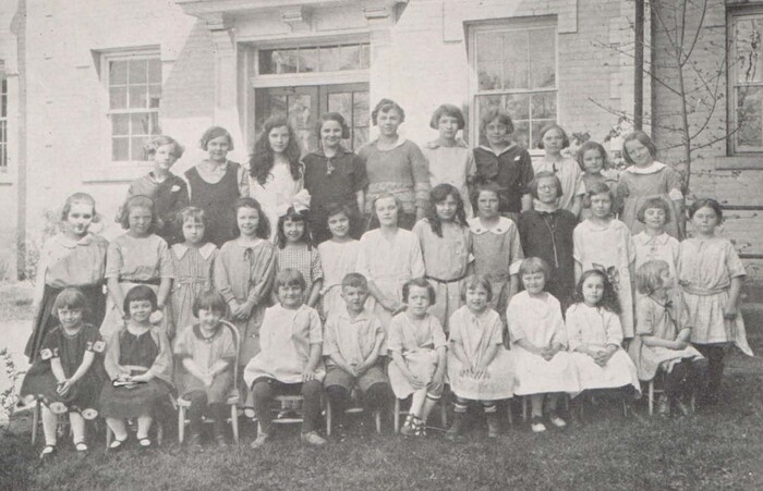 (Courtesy of Rowland Hall) Elementary school students, circa 1923.