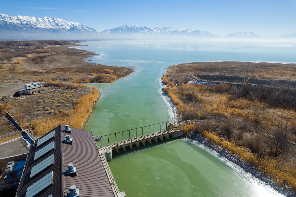(Trent Nelson  |  The Salt Lake Tribune) The pumphouse where the Jordan River meets Utah Lake in Saratoga Springs on Tuesday, March 1, 2022.