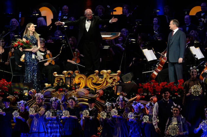 (Francisco Kjolseth  |  The Salt Lake Tribune)  The Mormon Tabernacle Choir Christmas extravaganza kicks off with Broadway star Sutton Foster and "Downton Abbey's" Hugh Bonneville at the Conference Center on Thursday, Dec. 14, 2017.