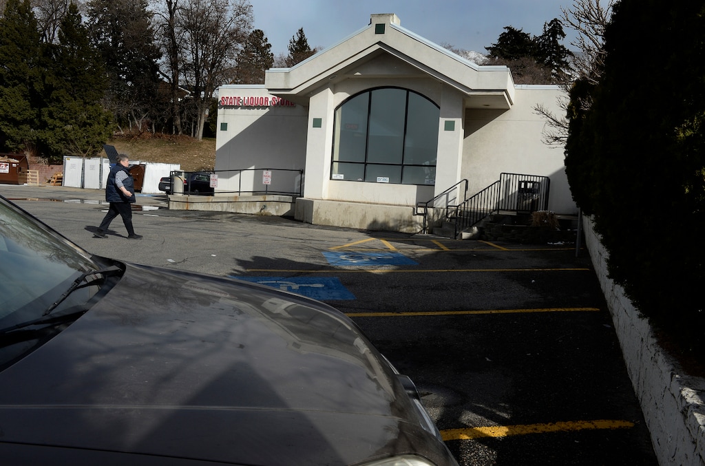 (Scott Sommerdorf | The Salt Lake Tribune) The tiny liquor store at 1615 Foothill Blvd. in Salt Lake City, soon will be torn down as part of a redevelopment project.