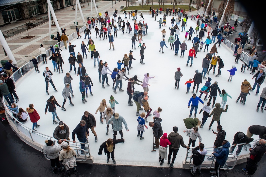 (Rick Egan  |  The Salt Lake Tribune)  Hundreds of skaters enjoy the warm temperatures on Christmas Eve as they skate at the Gallivan Center, Tuesday, Dec. 24, 2019.