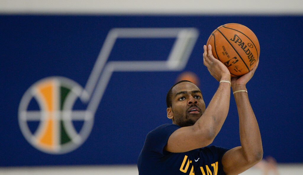 (Francisco Kjolseth | The Salt Lake Tribune) Alec Burks works out with the rest of the the Utah Jazz as they put in a long practice on Friday, April 20, 2018, ahead of Game 3 vs. Thunder on Saturday.