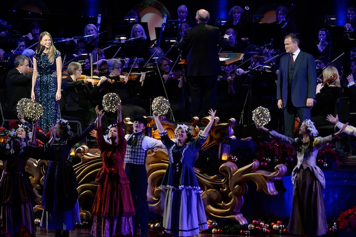 (Francisco Kjolseth  |  The Salt Lake Tribune)  The Mormon Tabernacle Choir Christmas extravaganza kicks off with Broadway star Sutton Foster and "Downton Abbey's" Hugh Bonneville at the Conference Center on Thursday, Dec. 14, 2017.