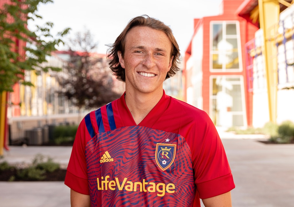 (Real Salt Lake) Zack Farnsworth is the newest center back for Real Salt Lake. Farnsworth signed a homegrown contract and is a Sandy, Utah, native.