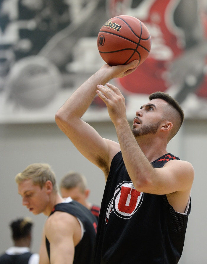 (Francisco Kjolseth  |  The Salt Lake Tribune)  Beau Rydalch works out with the team as the Utah men's basketball program begins fall practices with a fairly new roster of players on Friday, Sept. 29, 2017.