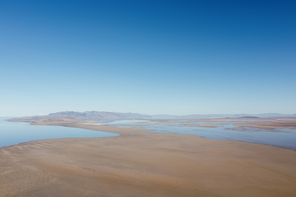 (Bryan Tarnowski | The New York Times)

Land that used to be submerged by the Great Salt Lake in Utah, March 17, 2022.