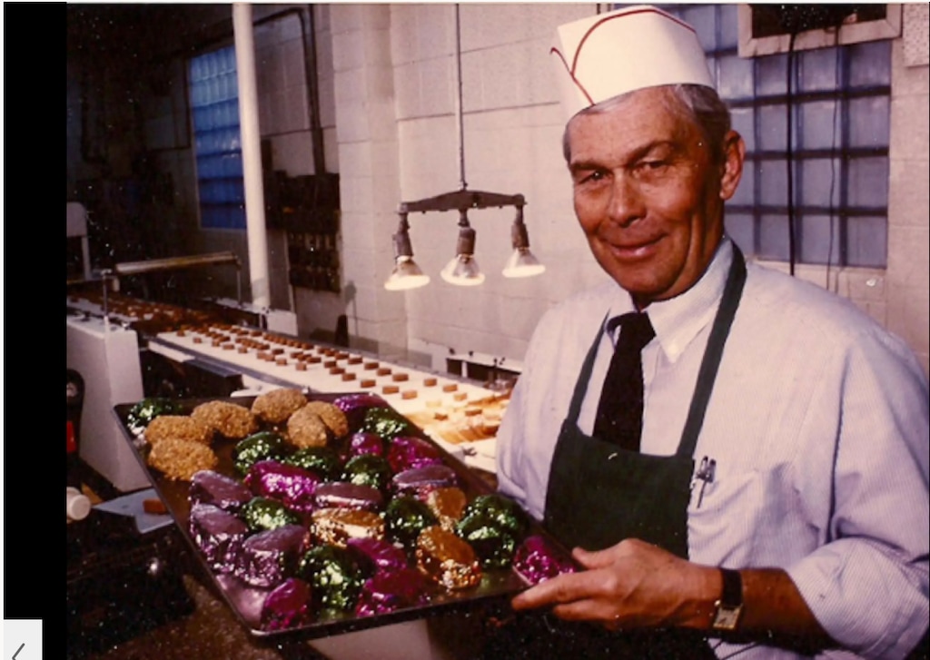 (Todd Wood) Richard Wood, longtime owner of Fernwood's Candy and Ice Cream, with some of his product. Wood died Sunday, Nov. 13, 2022, at age 95.