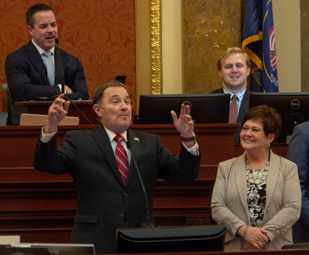 (Rick Egan  |  The Salt Lake Tribune)  Gov. Gary Herbert leads lawmakers as he sings Happy Birthday to his wive Jeanette Herbert in the House of Representatives, at the end of the 2019 legislature, Thursday, March 14, 2019. 