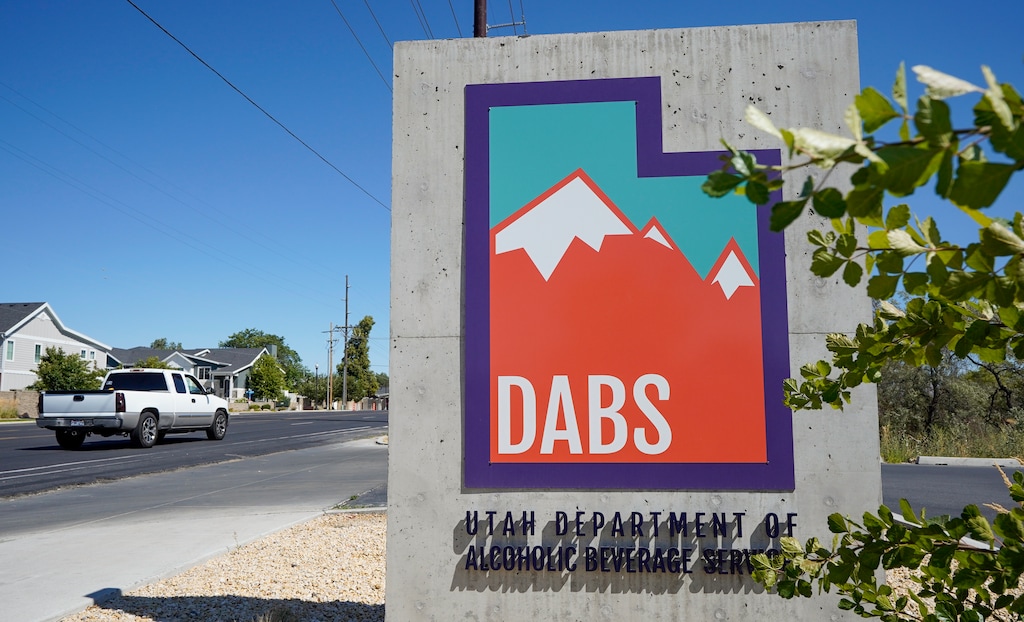 (Chris Samuels | The Salt Lake Tribune) A sign for the Department of Alcoholic Beverage Services. The liquor commission approved The Tap Room's planned move into the same Sugar House building as Este Pizza and Game Night Games.
