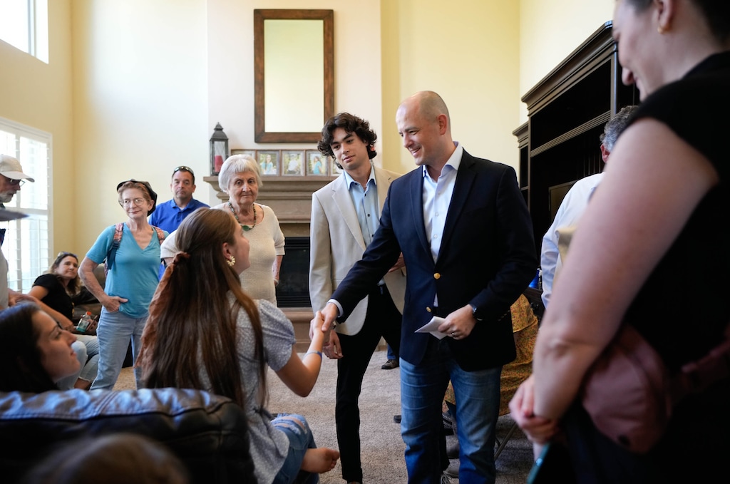 (Francisco Kjolseth | The Salt Lake Tribune) Utah independent U.S. Senate hopeful Evan McMullin, looking to unseat Sen. Mike Lee, is hosted by a supporter in Lindon on Saturday, Aug. 27, 2022, as he speaks with a group of invited guests interested to learn more about him while fielding questions about some of Utah’s most pressing issues.