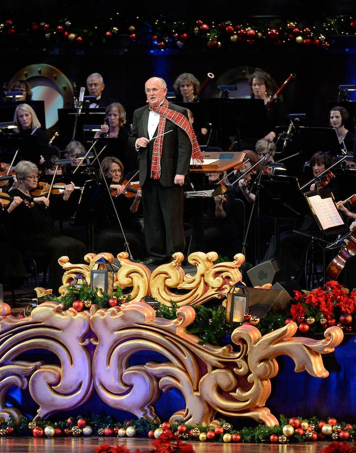 (Francisco Kjolseth  |  The Salt Lake Tribune)  The Mormon Tabernacle Choir Christmas extravaganza kicks off with Broadway star Sutton Foster and "Downton Abbey's" Hugh Bonneville at the Conference Center on Thursday, Dec. 14, 2017.