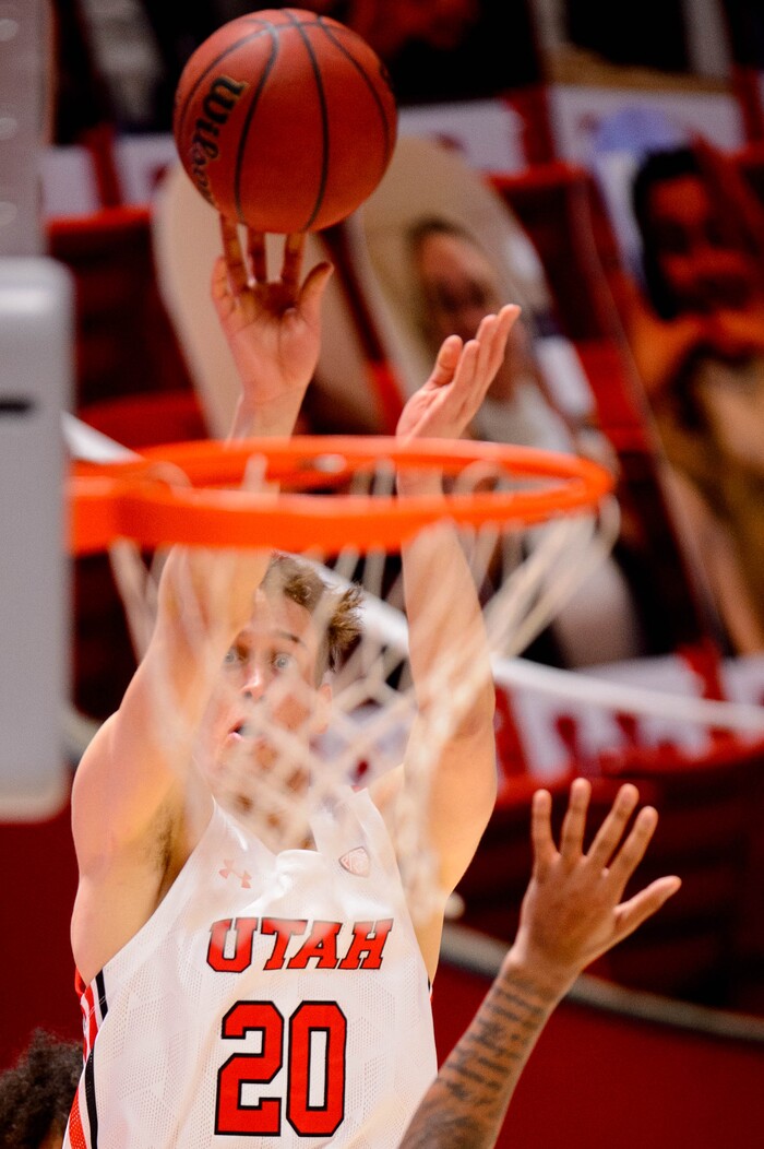 (Trent Nelson | The Salt Lake Tribune) Utah's Mikael Jantunen shoots as Utah hosts Washington, NCAA basketball in Salt Lake City on Thursday, Dec. 3, 2020.