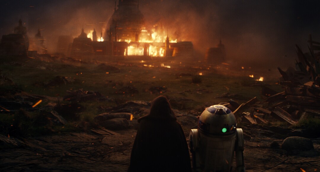 This image released by Lucasfilm shows a scene from the upcoming "Star Wars: The Last Jedi," expected in theaters in December.  (Industrial Light & Magic/Lucasfilm via AP)
