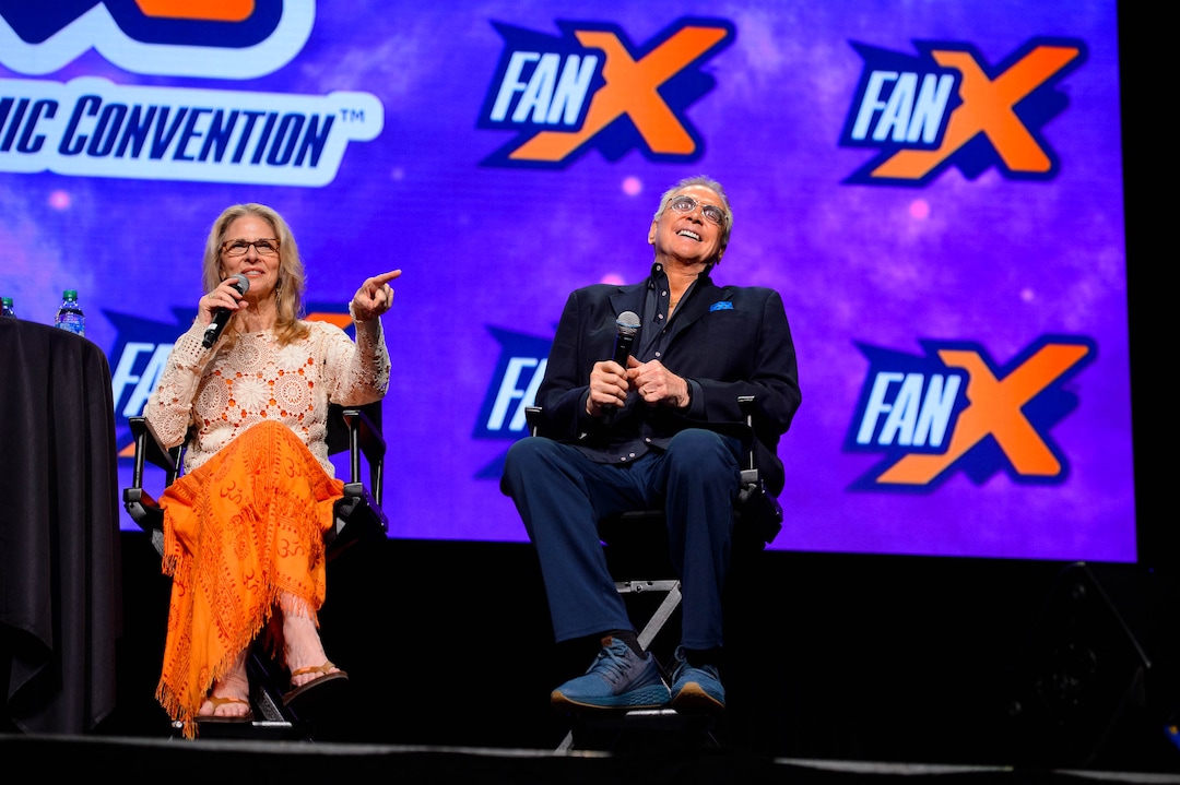 (Trent Nelson  |  The Salt Lake Tribune)  Lindsay Wagner and Lee Majors, stars of the '70s classics  "The Bionic Woman" and "The Six Million Dollar Man" made an appearance at FanX Salt Lake Comic Convention at the Salt Palace Convention Center in Salt Lake City on Friday Sept. 6, 2019.