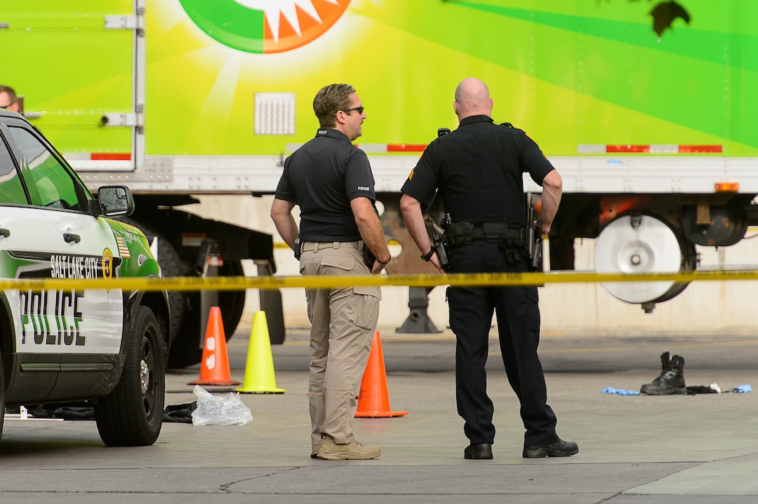 (Trent Nelson | The Salt Lake Tribune)  Law enforcement at the scene of a shooting at 300 South 500 East in Salt Lake City, Thursday September 28, 2017. One person was dead from gunshots fired by police, two police officers were injured — not by gunshots —  police said.