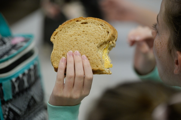 (Francisco Kjolseth  |  The Salt Lake Tribune)  Kids at Tolman Elementary in Bountiful have lunch on Friday, Sept. 13, 2019.