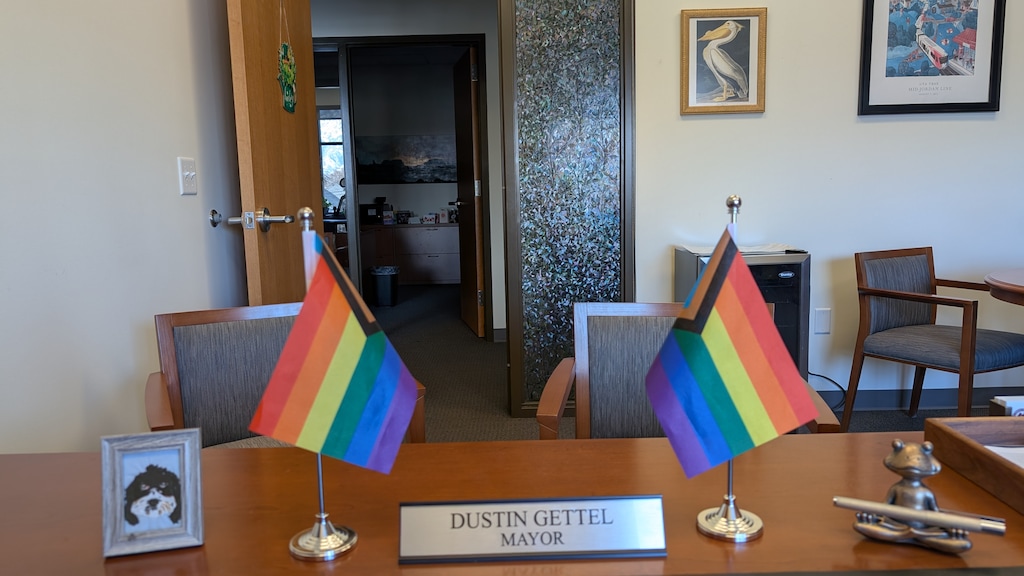 (Dustin Gettel) Midvale Mayor Dustin Gettel's desk.