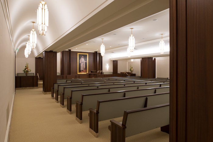 (photo courtesy LDS Church) Patrons to the Jordan River Utah Temple meet in this chapel in preparation for further instructions. 