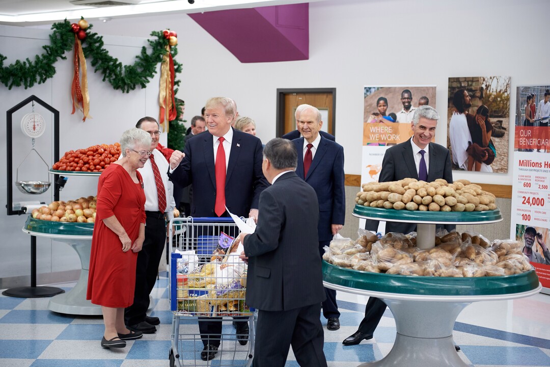 (Courtesy of LDS Church)  President Donald J. Trump takes a tour of Welfare Square.
