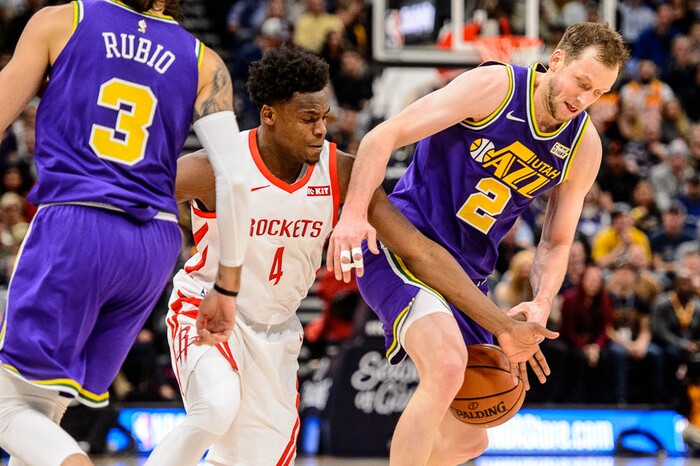 (Trent Nelson | The Salt Lake Tribune)  
Houston Rockets forward Danuel House Jr. (4) and Utah Jazz forward Joe Ingles (2). The Utah Jazz host the Houston Rockets, NBA basketball in Salt Lake City on Thursday Dec. 6, 2018.