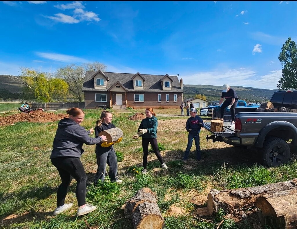 (Heath McDougal-Deans) On May 17, 2025, Creed Grover, Eden Grover, Adele Grover, Hannah Grover and Kennedy Chivers helped ready the land as volunteers helped prepare Project Alley, a women’s addiction recovery home, for its November opening.