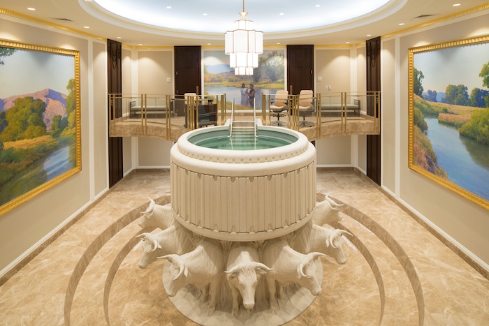 (photo courtesy LDS Church) The baptistry in the Jordan River Utah Temple.