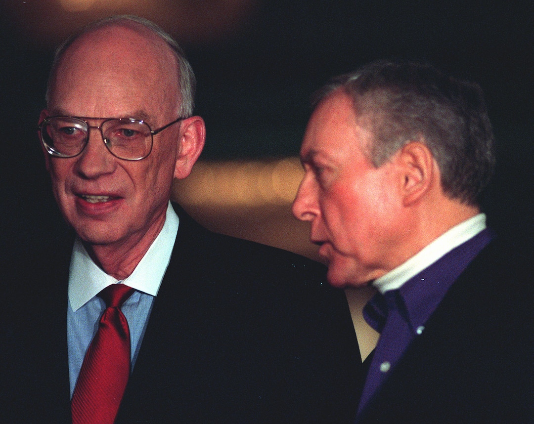 (Trent Nelson | The Salt Lake Tribune) Sens. Bob Bennett and Orrin Hatch in 1998.