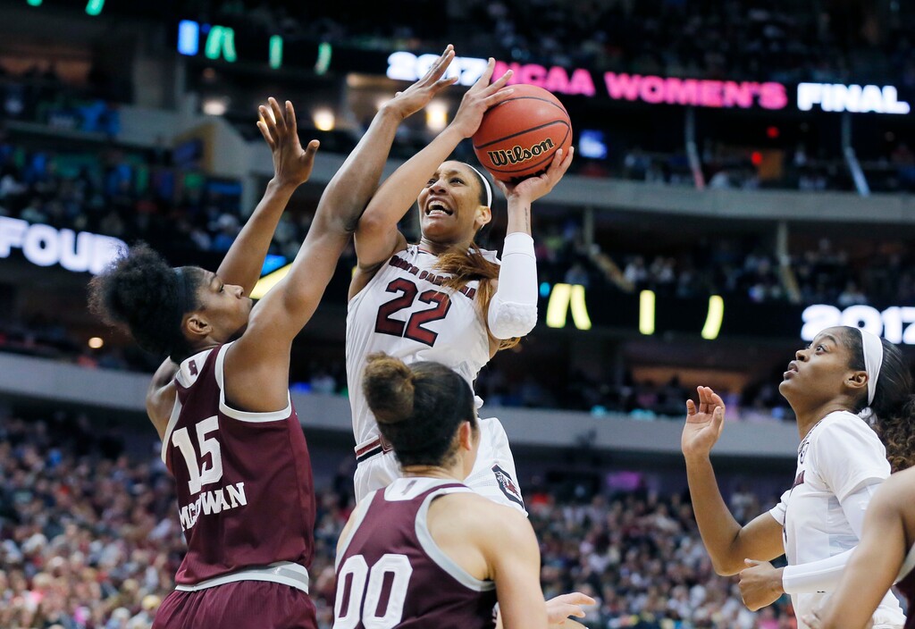 South Carolina forward A'ja Wilson (22), shooting over Mississippi State center Teaira McCowan (15) during last season's Final Four, is one of the returners for the Gamecocks. (AP Photo/Tony Gutierrez)