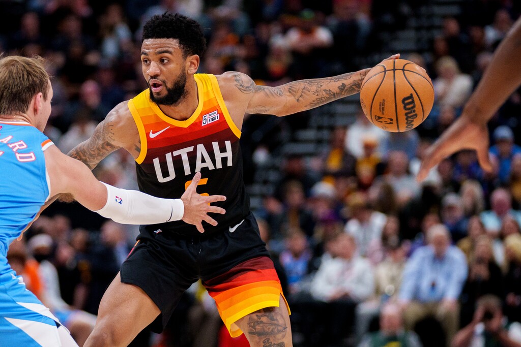 (Trent Nelson  |  The Salt Lake Tribune) Utah Jazz guard Nickeil Alexander-Walker (6) as the Utah Jazz host the Los Angeles Clippers, NBA basketball in Salt Lake City on Friday, March 18, 2022.